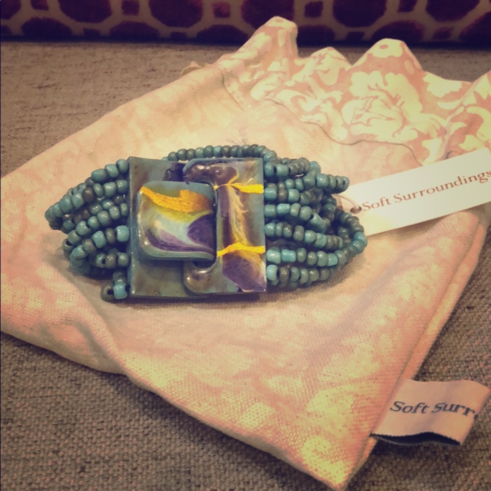 Women’s bracelet